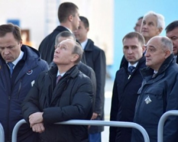 Путин заночует на космодроме