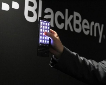 Компания BlackBerry окончательно отказалась от выпуска смартфонов