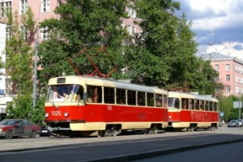 В Киеве переименовали 2 трамвайные остановки