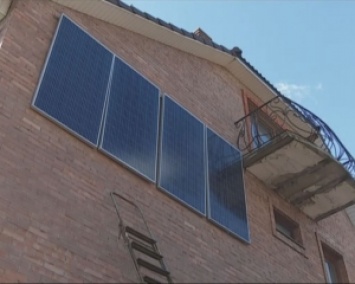 Солнечная электростанция на доме: и за свет не платить, и зарабатывать (ВИДЕО)