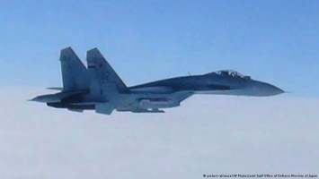 CNN: Российский Су-27 совершил опасный маневр возле самолета США