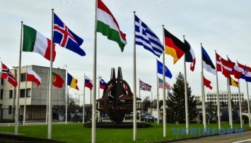 НАТО перебросит 4 тысячи солдат на восточную границу с Россией
