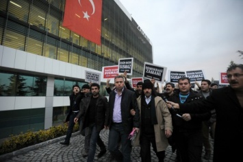 Долгов прокомментировал массовые увольнения оппозиционных журналистов в Турции