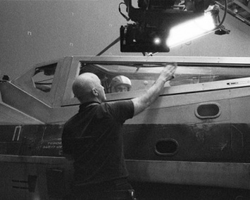 Режиссер восьмого эпизода "Звездных войн" обнародовал фото со съемок