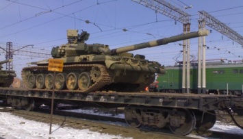 Россияне пригнали в Луганск 24 танка