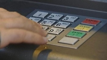 5 признаков того, что банкомат может украсть ваши деньги! Будьте внимательны!