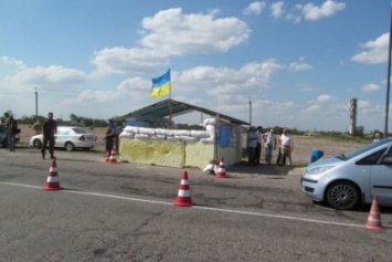 На блокпосту в Славянске изъяли оружие и боеприпасы