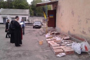 В Харьковском военном госпитале освятили паски