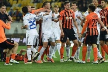 Игроки "Шахтера" и "Динамо" подрались во время матча. Что стало причиной драки?