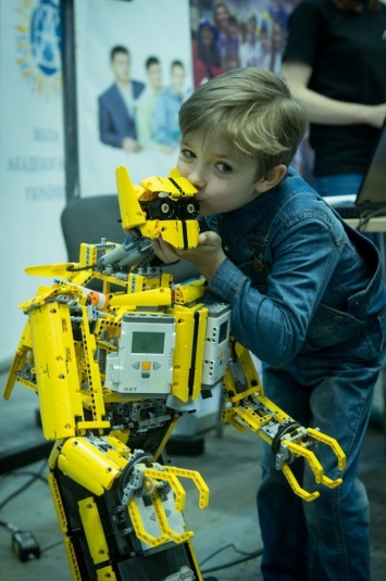 В Киеве состоятся соревнования роботов-сумоистов (фото)
