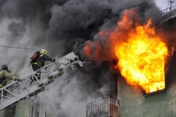 Пожар в Днепропетровске: погиб мужчина