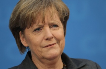 Немецкий комик раскритиковал Меркель за скандал с Эрдоганом