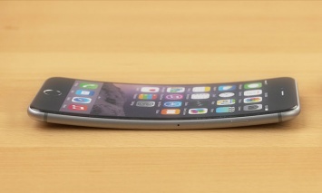 Apple получила патент на iPhone, который можно сгибать и скручивать