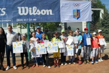 В Черноморске открыт теннисный сезон 2016