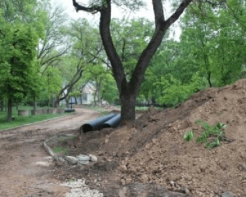 Вот он "русский мир": в Симферополе изуродовали парк Шевченко (ФОТО)