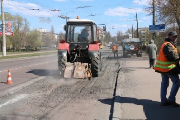 Вопросов по дороговизне капремонта ул. Шевченко у исполкома не возникло