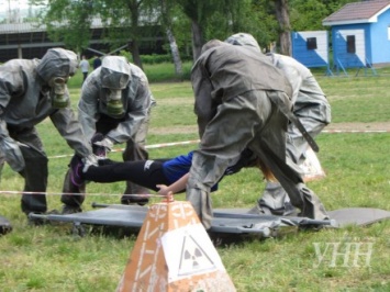 Участие в соревнованиях по пожарно-спасательным дисциплинам в Ужгороде приняли 120 студентов