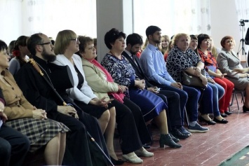 Юные философы Кривого Рога отправились на турнир в Комсомольск (фото)