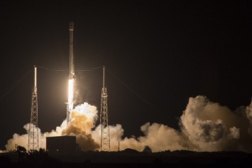 SpaceX в очередной раз вернула ракету из космоса на платформу в океане