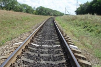 Поезд "Днепродзержинск-Днепропетровск" насмерть сбил двух женщин