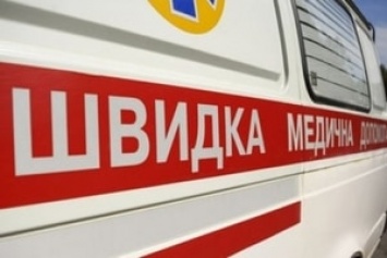 В Киеве трамвай сбил мужчину. У пострадавшего ампутация ног