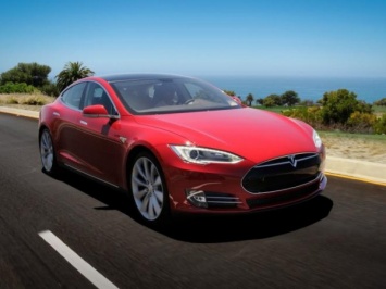 Tesla Model S получил новую батарею