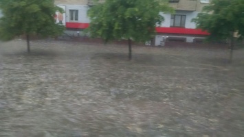 В районе автовокзала образовались реки (ФОТО, ВИДЕО)