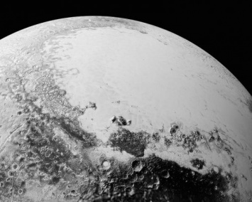 NASA опубликовало фото «затонувшего» сердца Плутона