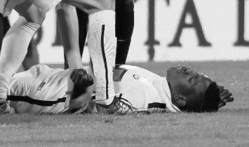 Футболист из чемпионата Румынии умер после потери сознания на поле