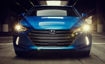 Hyundai рассекретила цену экономичной Elantra Eco 2017