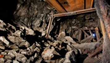 Из шахты "Малоивановская" подняли 9 тел, 7 горняков до сих пор под землей - ОБСЕ