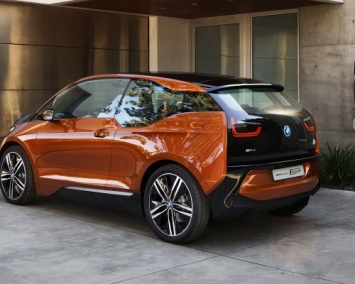 Продажи экологических автомобилей BMW упали на 23 % в 2016 году