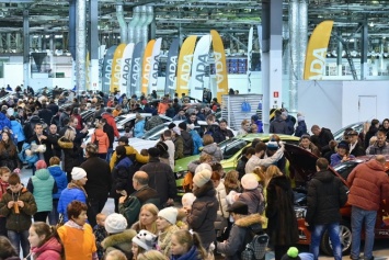 Продажи Lada выросли впервые за два года