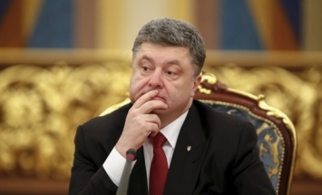 Порошенко отложил визит в Британию из-за событий в Раде