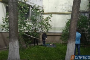 В Киеве из окна выпал журналист (ФОТО)