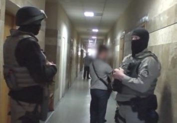 В Киеве во время "сходки" "криминальные авторитеты" делили Одессу. Недоделили - полиция помешала