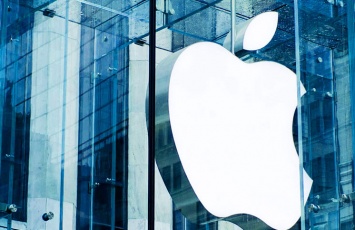 Apple снова возглавила рейтинг самых дорогих брендов мира, подорожав за год на 6% - до $154 млрд