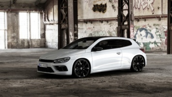 VW Scirocco R получил пакет Black Style