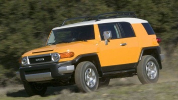 Toyota "убьет" FJ Cruiser в августе