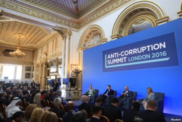 США и Британия взяли на себя часть ответственности за коррупцию в мире