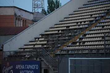 За зазгром на запорожском стадионе "Днепр" заплатит свыше 50 тысяч