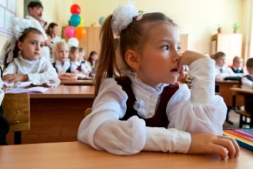 Во всей области, по примеру Запорожья, запретят поборы с родителей в школах