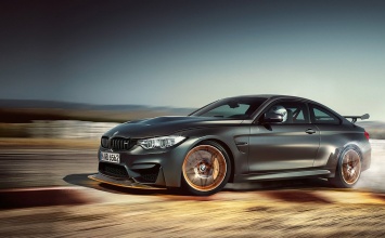 BMW назвал российские расценки на купе M4 GTS