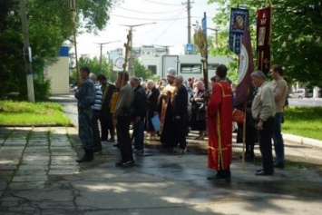 Фотофакт. В Макеевке прошел Крестный ход "За мир на Донбассе"