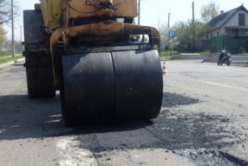 В Макеевке восстановили более половины дорог, которые были запланированы к ремонту