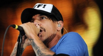 Вокалист Red Hot Chili Peppers Энтони Кидис находится в больнице