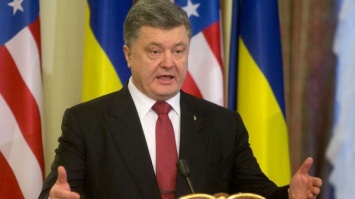 Петр Порошенко приказал снести все памятники Ленину на Украине