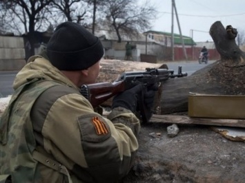 Боевики обстреляли из минометов окрестности Луганского и Авдеевки