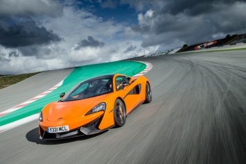Компания McLaren создала потрясающий спорткар 570S
