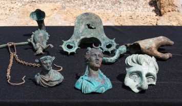 У берегов Израиля найден крупнейший за 30 лет клад артефактов (фото, видео)